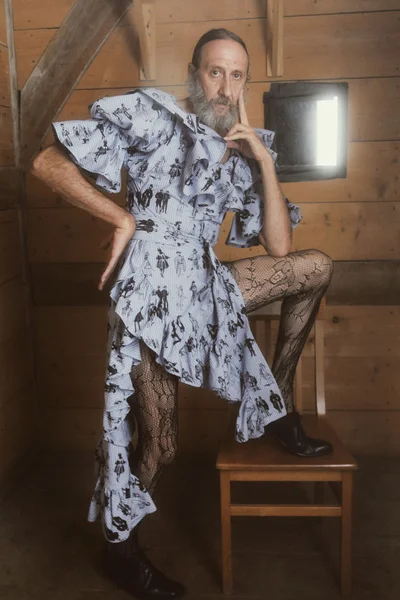 Look 8